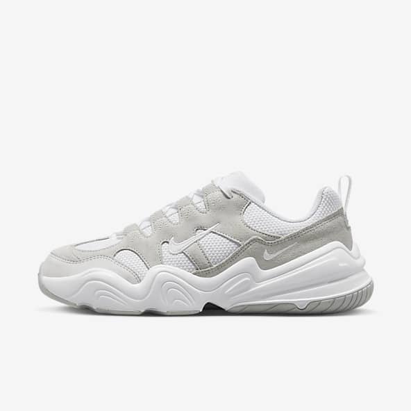 Chunky nike shoes womens online